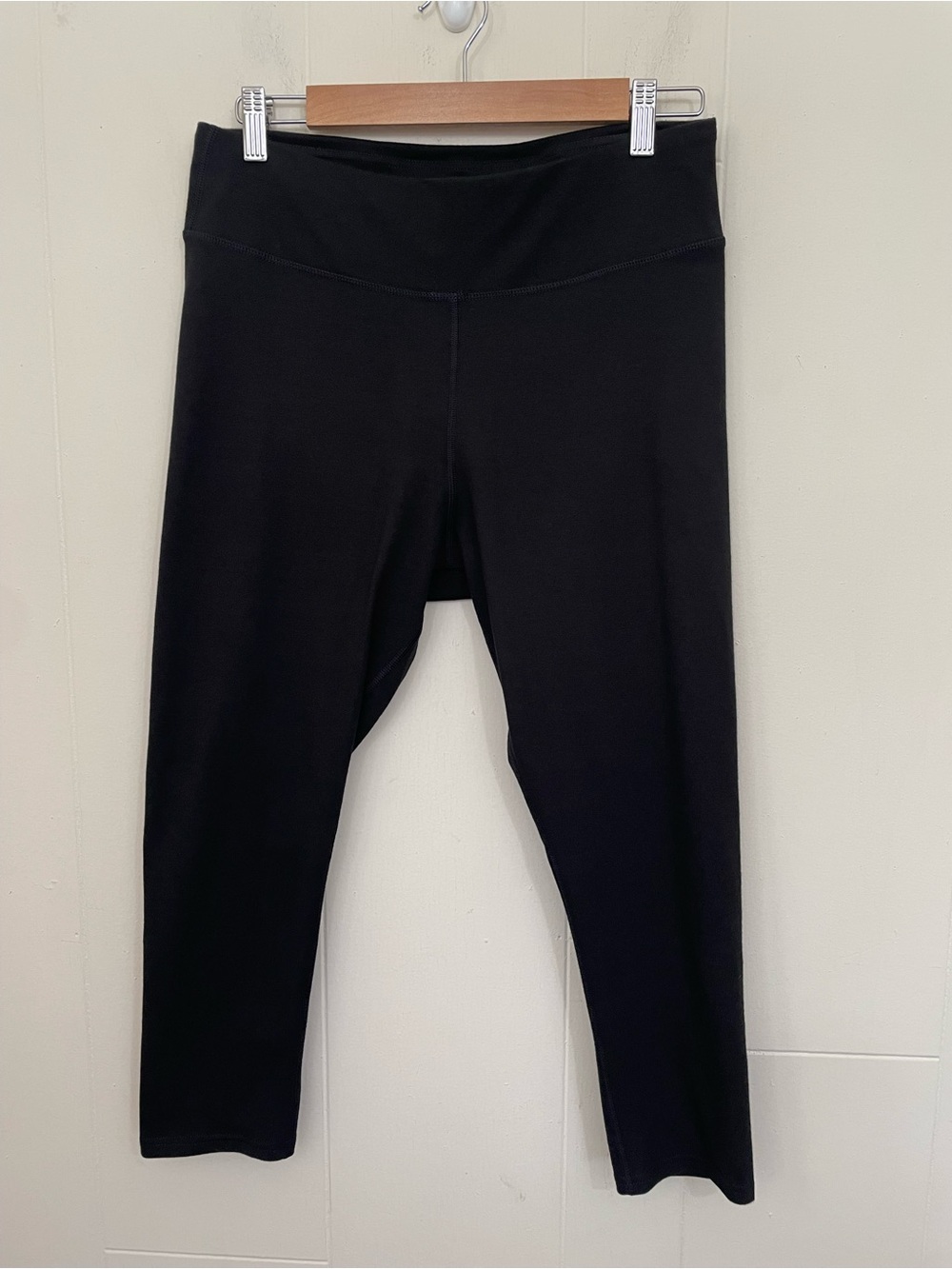 Pact On The Go-To Leggings Cropped Size L Black Organic Cotton Capri Stretch